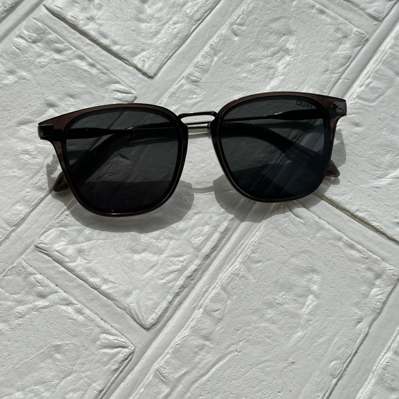 Quay Jackpot Remixed Sunglasses - Picture 3 of 6